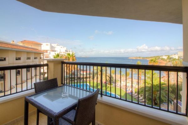 Hotel Apartamentos Blau Parc (Sant Antoni de Portmany)